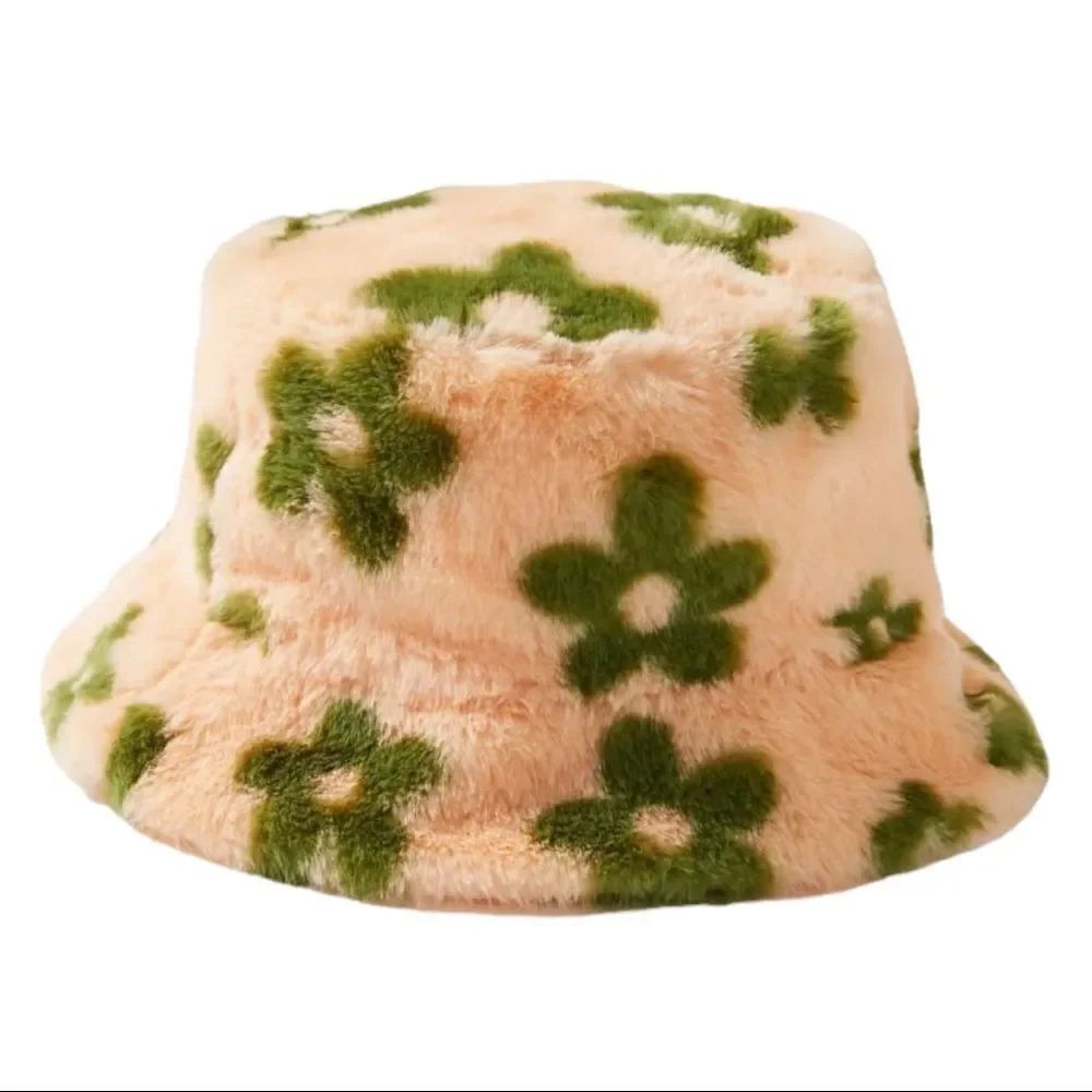 NEW Urban Outfitters UO Women's Roxxi Faux Fur Bucket Cap Hat